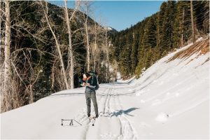 Skiing into Garnet Ghost Town in Montana :: A Mini Winter Adventure - Photos by Kristine Paulsen Photography